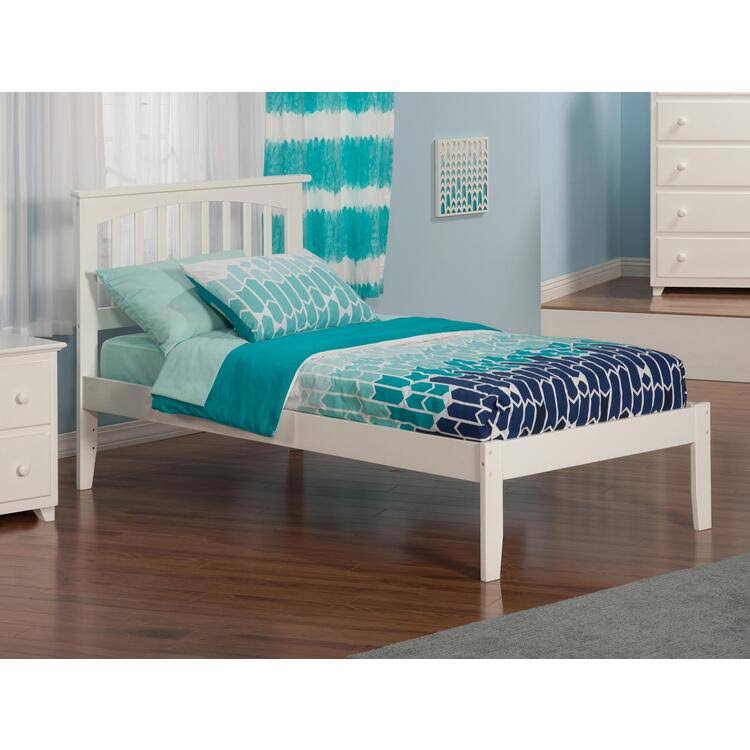 Antique Walnut Full Bed W8060
