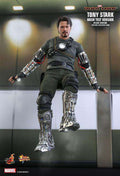 Collectible Figure O9975