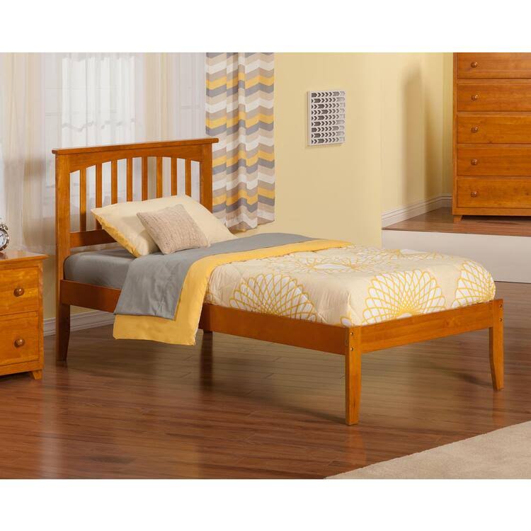 Antique Walnut Full Bed W8060