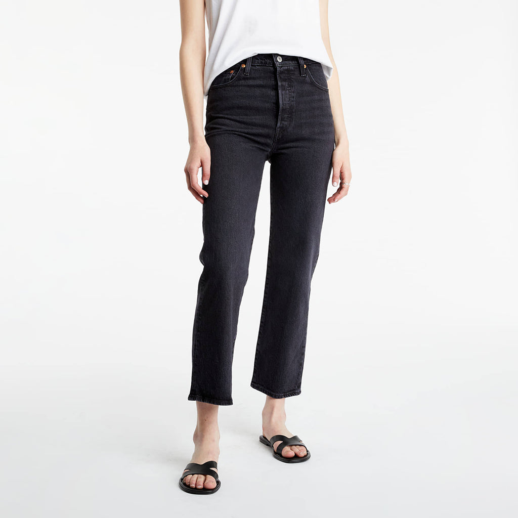 Blacks Straight Ankle Jeans B2097