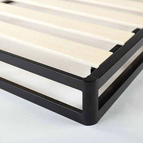 Queen Size Metal Box Spring with Wood Slats Z391716