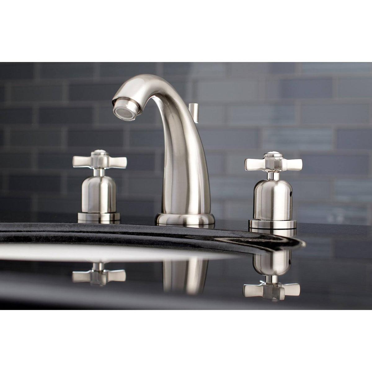8x22 Widespread Bathroom Faucet, Oil Rubbed Bronze X600139