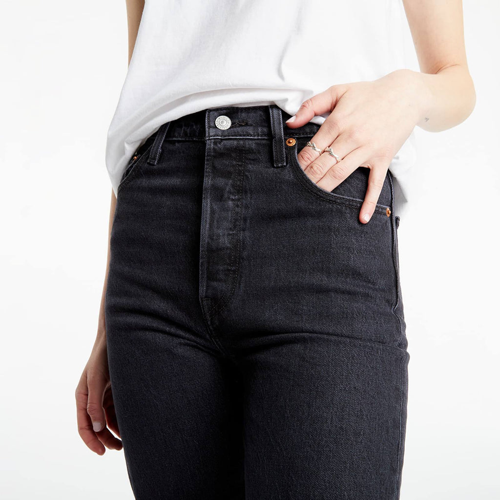 Blacks Straight Ankle Jeans B2097